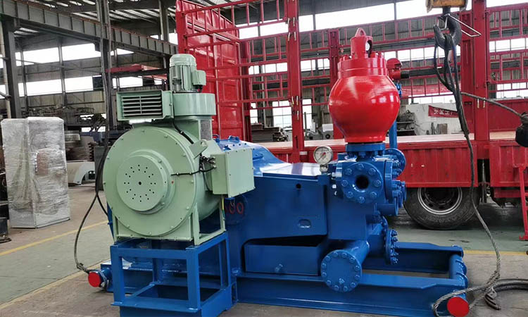 Routine maintenance and inspection of mud pump